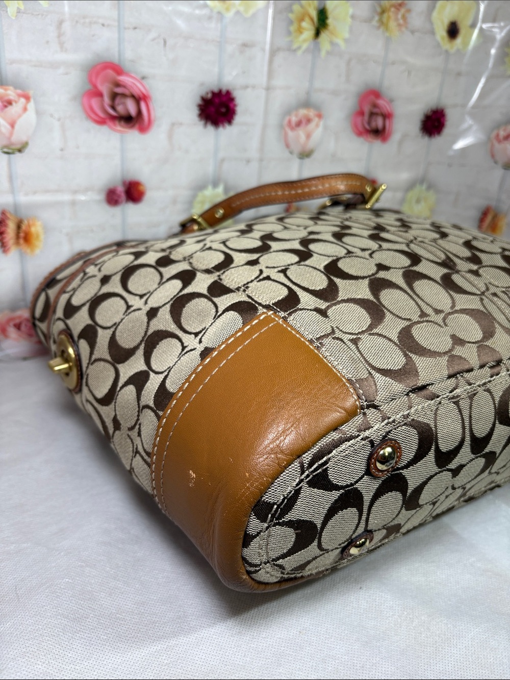 2007 Coach Brass Turnlock Buckle Straps Signature Canvas Camel Leather 15x11x4 - Picture 12 of 15